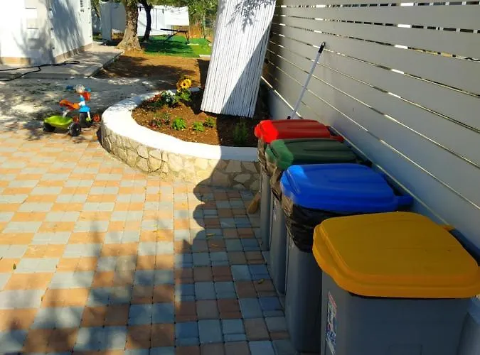 מלון Le Case Di Nettuno מאטינאטה